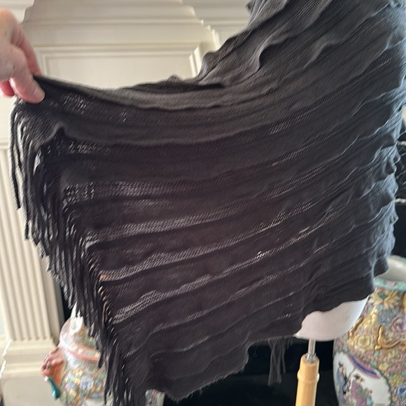 NWT “Max Edition” asymmetrical unique poncho sweater - Picture 3 of 5